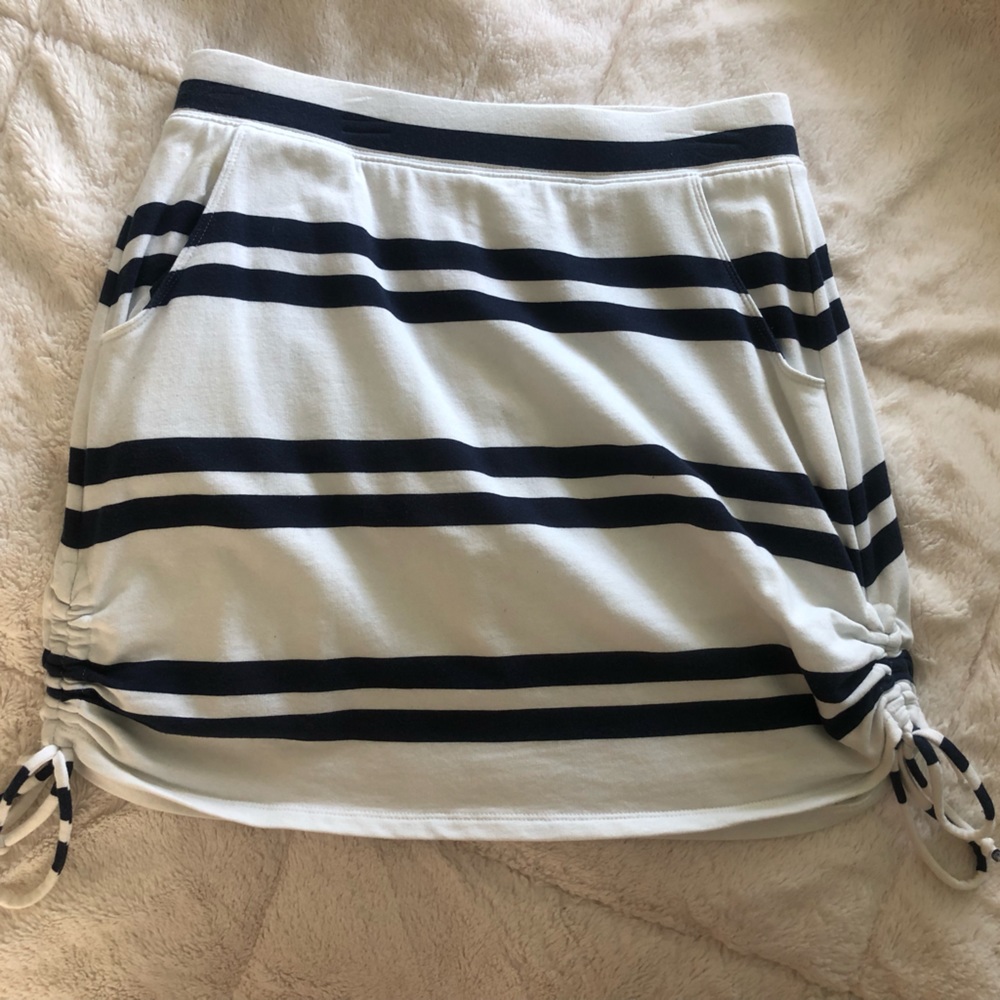 Crown & Ivy Skort